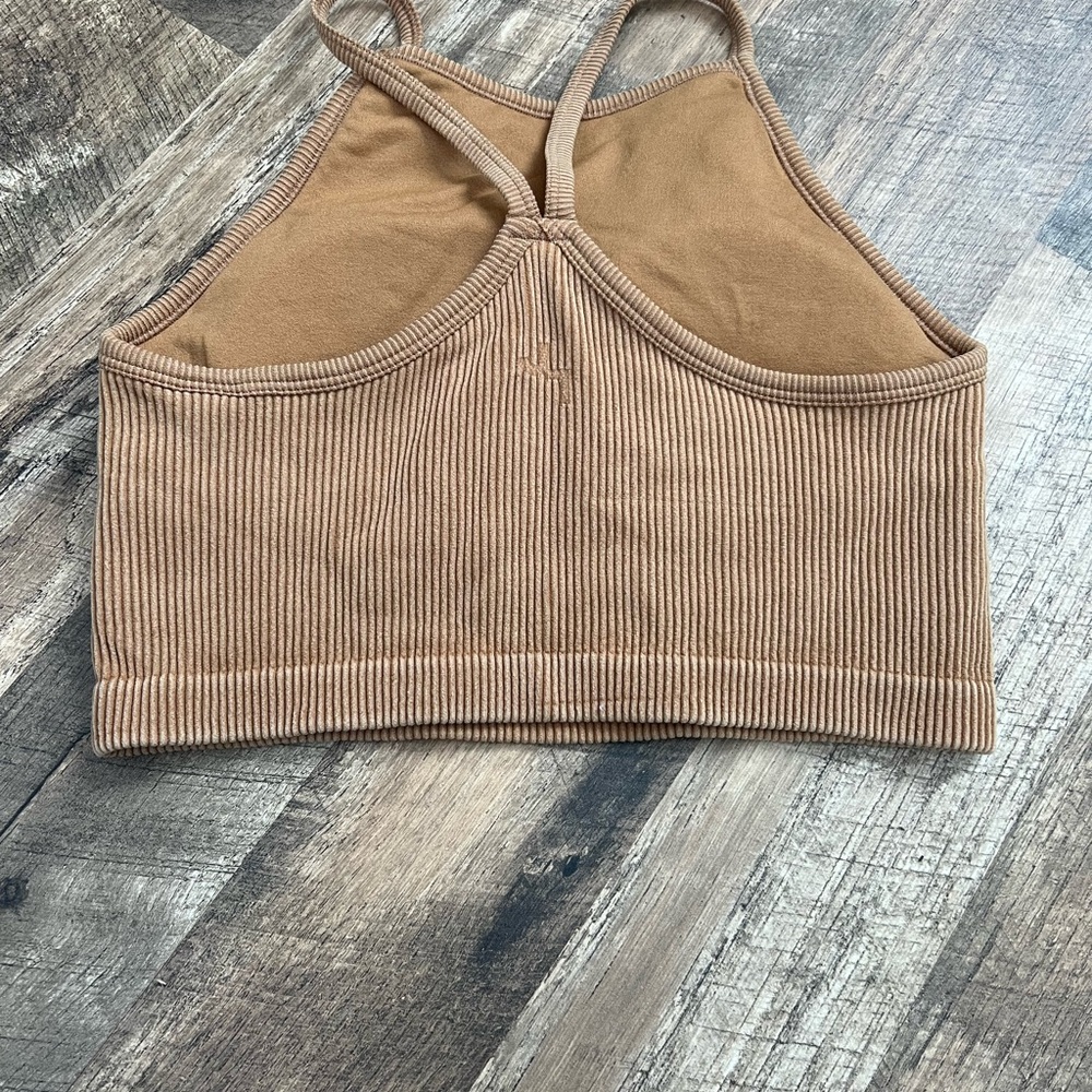 JoyLab Ribbed Tan Crop Top - Picture 5 of 9